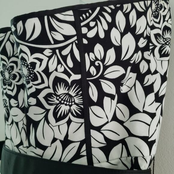 Women's White House Black Market Floral Strapless Fit and Flare Dress with Belt - Picture 9 of 11